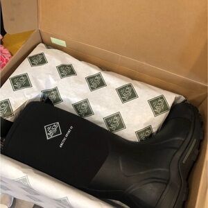 Steel Toe Muck, Arctic Sport